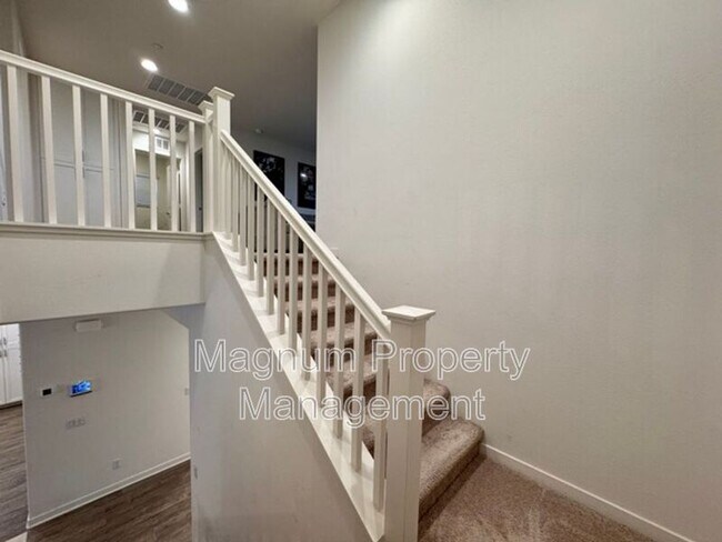 Building Photo - 30411 Ridgecrest Rd