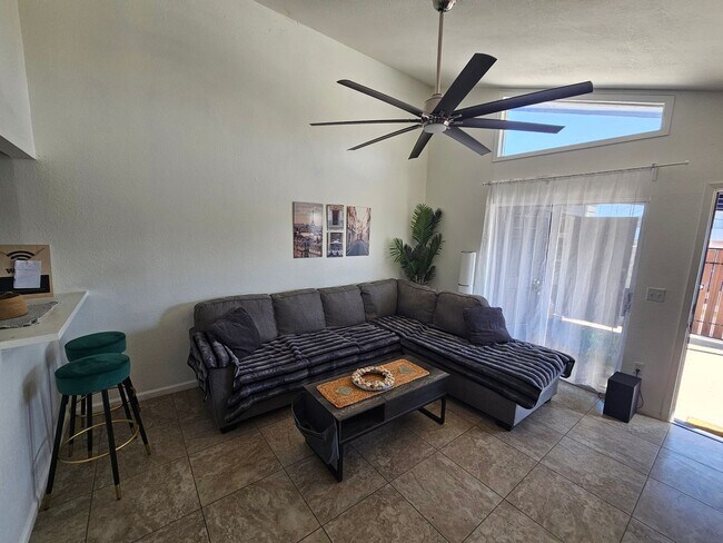 Building Photo - 2195 UNFURNISHED ~ $2395 PARTIALLY   FURNISHED  NO UTILITIES INCLUDED