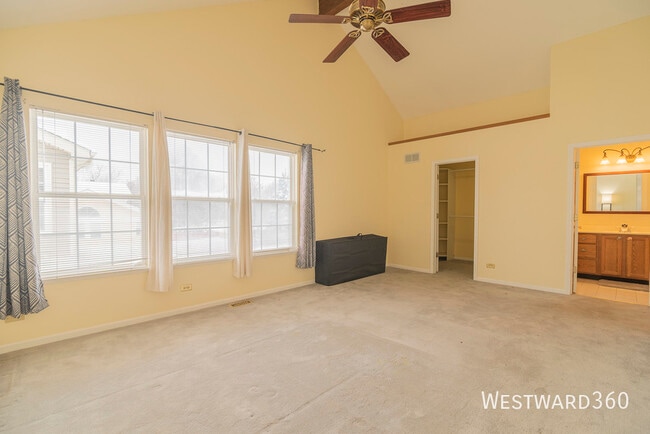 Building Photo - 164 Forestview Ct