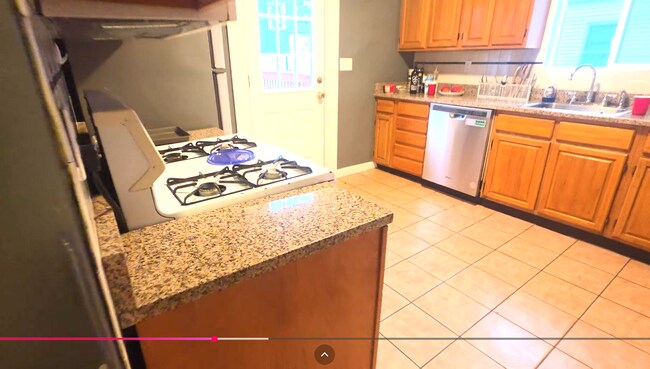 Building Photo - No Fee on Massive Apt in Packards Corner Near BU!  Pro Managed, XL Rooms, and Parking for rent!