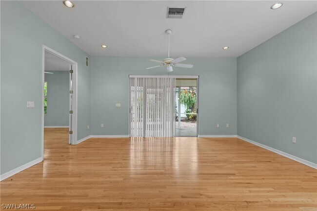 Building Photo - 11910 Seabreeze Cove Ln