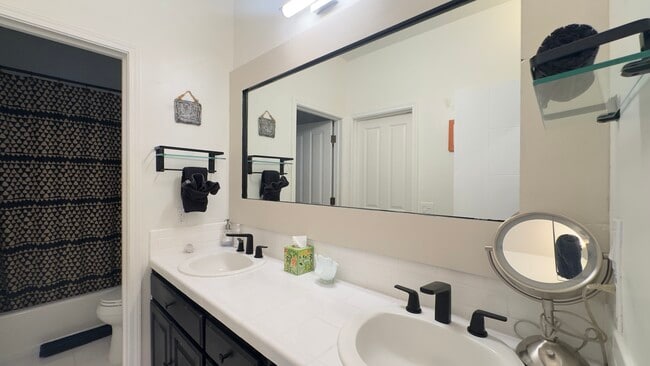 Building Photo - 20641 Medley Ln