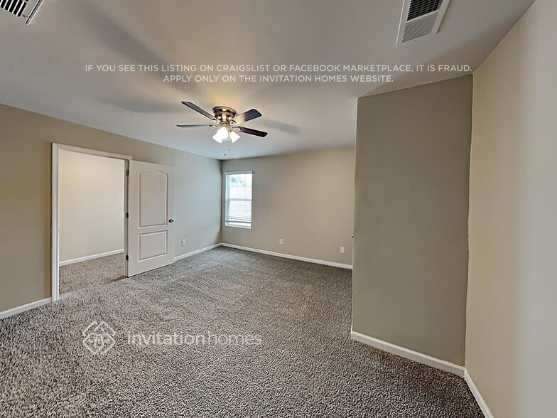 Building Photo - 115 Silver Oak Cir