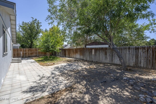 Building Photo - 600 Silver Lace Blvd