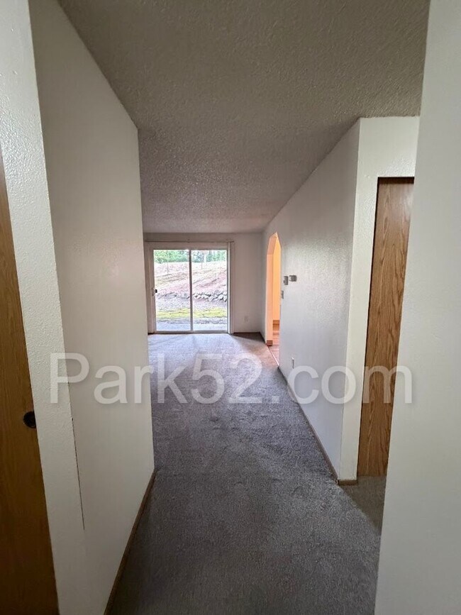 Building Photo - 1/2 Off First Full Month's Rent! Lower Level 2 Bedroom 1 Bathroom Apartment