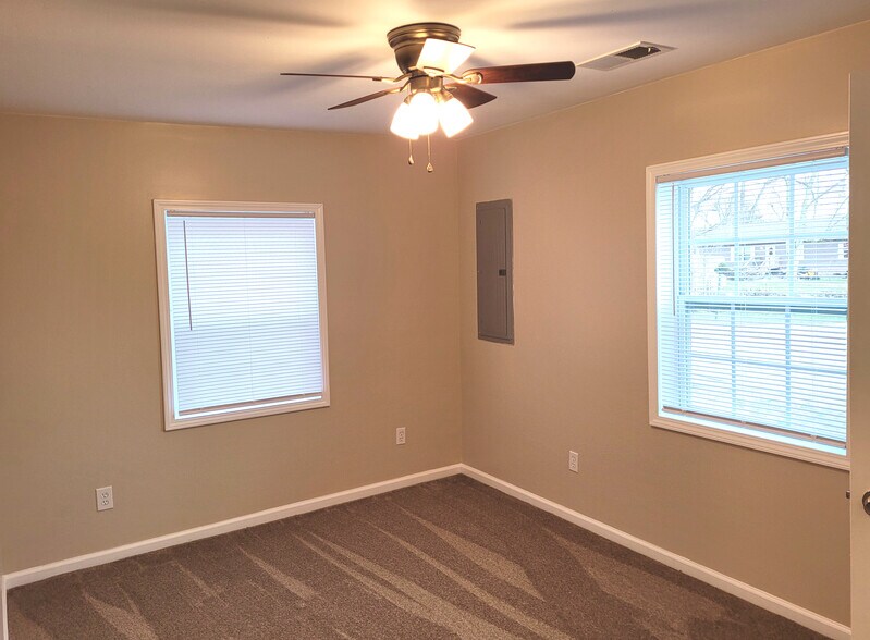 Third Bedroom - 205 S 6th St