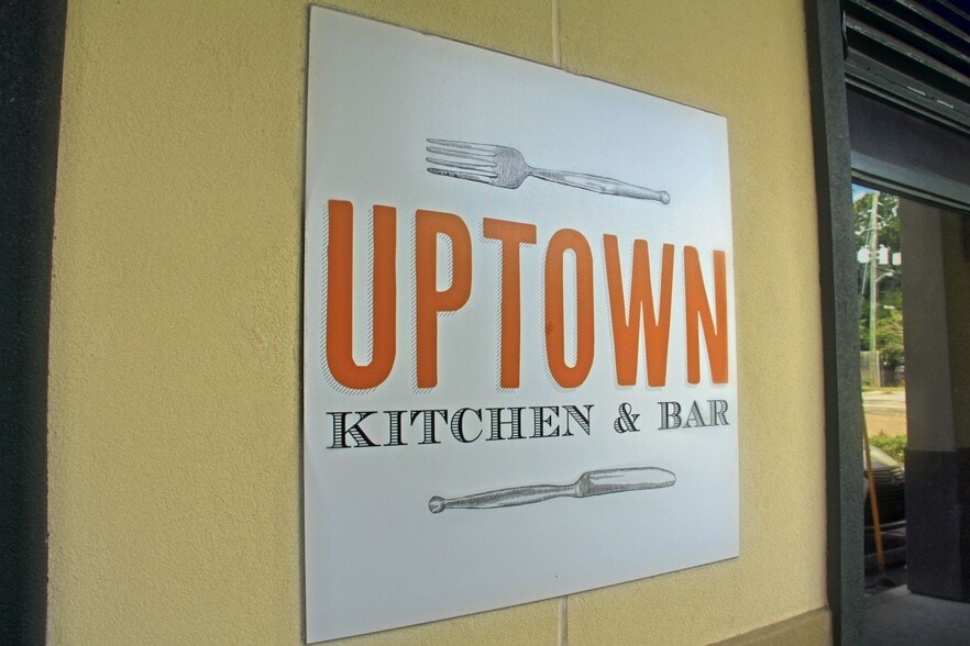 Building Photo - 1303 Main St N