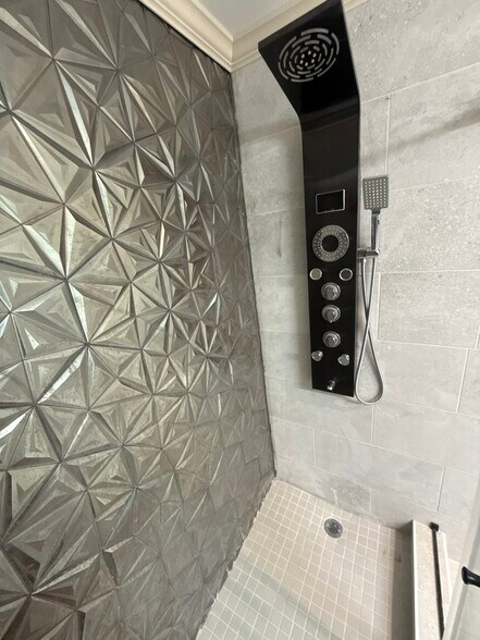 Building Photo - 1073 Hemphill Ave NW