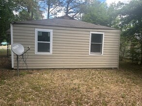 Building Photo - 3208 Caffey Dr