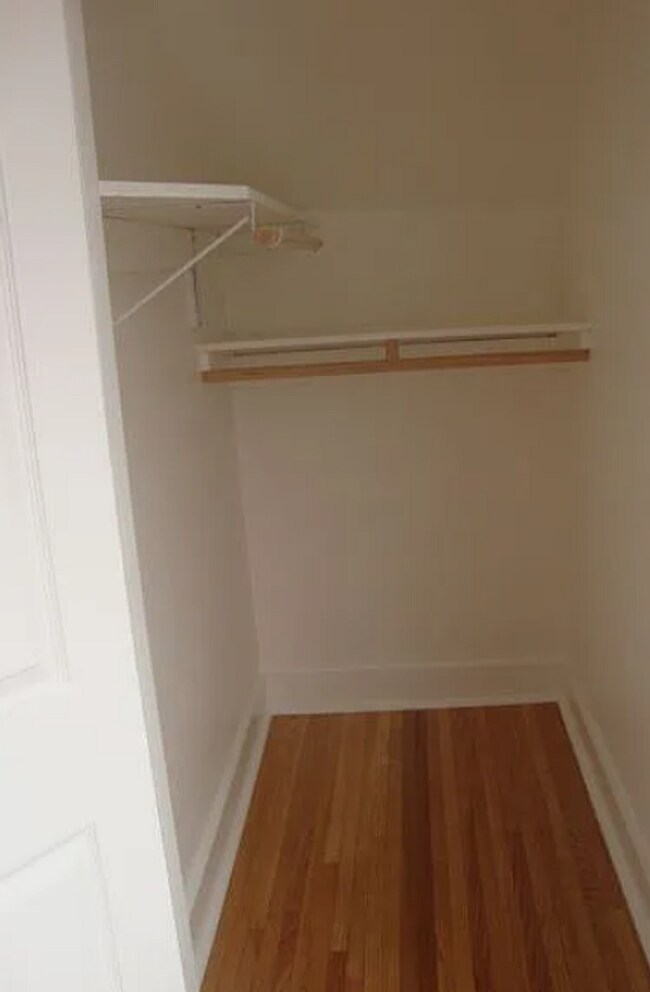 Building Photo - Live With Your Crew – 6 Bed Student Rental Near UNC!