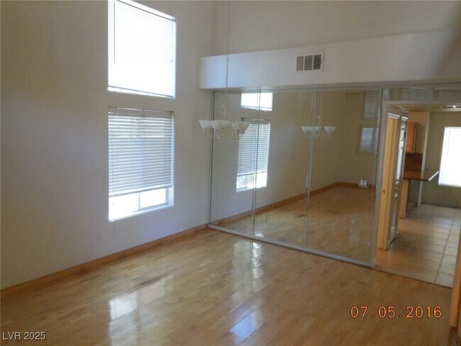 Building Photo - 8801 Cypresswood Ave