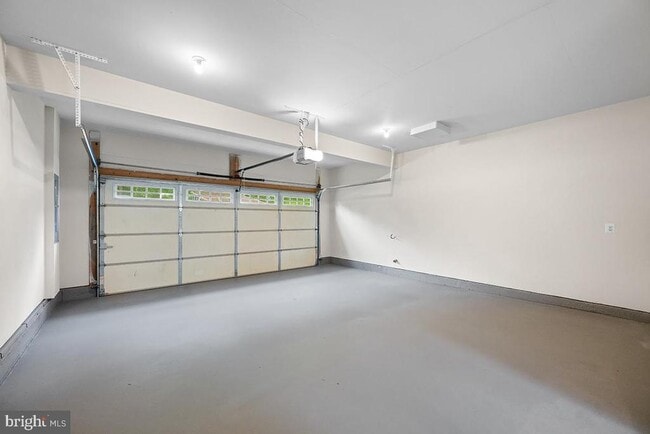 Building Photo - 6712 Ridgecrest Rd