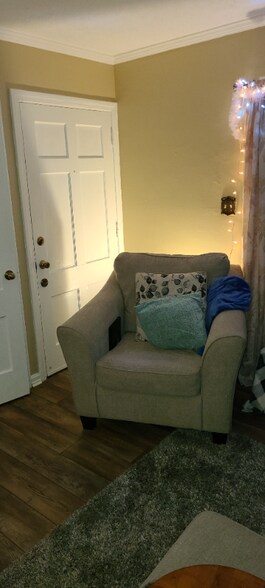 Building Photo - 87 N Pershing Ave