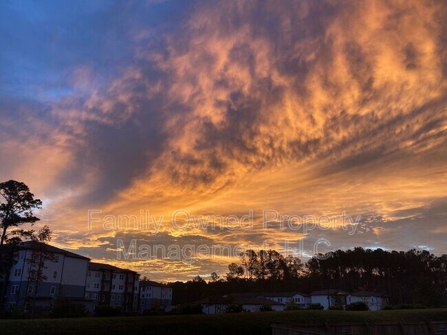 Building Photo - 166 Hayworth Rd