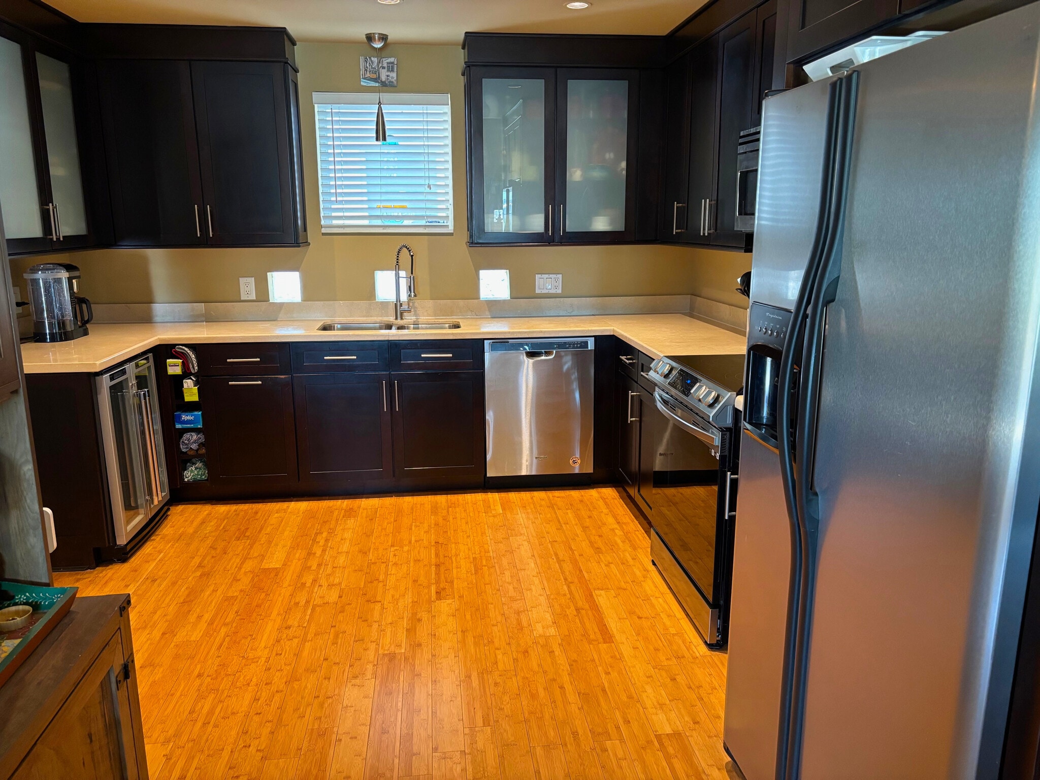 Building Photo - 4950 Bayshore Blvd