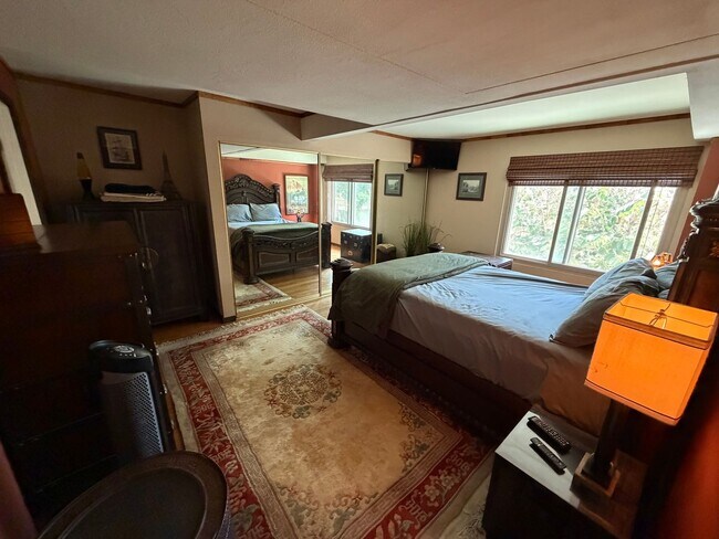 Building Photo - Fully Furnished Condo in the Heart of San Diego | 2 Parking Spaces, In-Unit Laundry, & Luxury Ame...