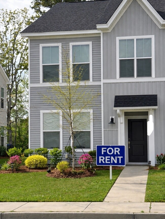 Building Photo - 185 Omalley Dr