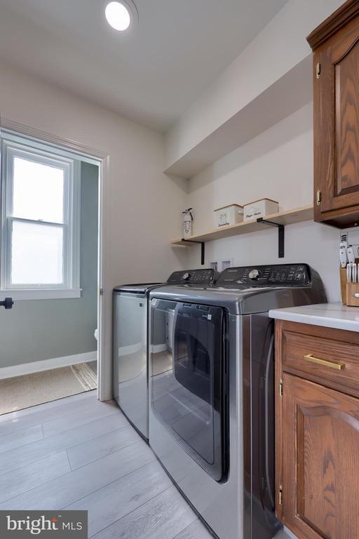 Building Photo - 136 E Harrisburg Ave