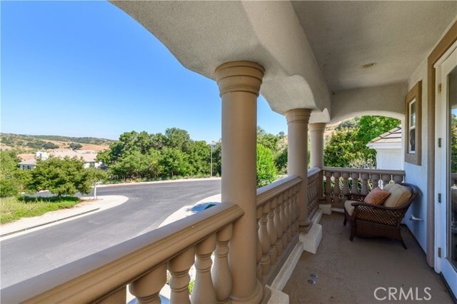 Building Photo - 21 Bent Oak