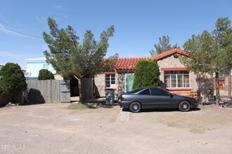 Building Photo - 8540 Alameda Ave