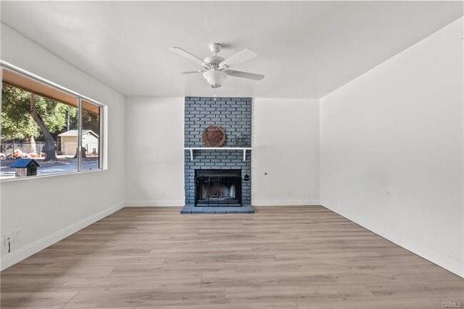 Building Photo - 40220 Cll El Clavelito