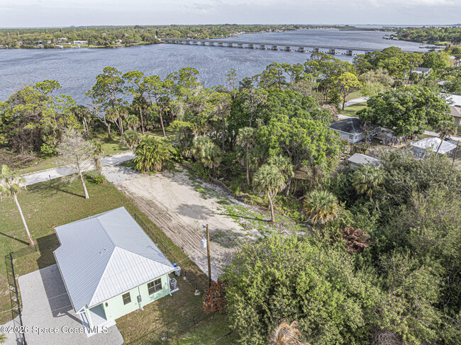 Building Photo - 12906 83rd Ave