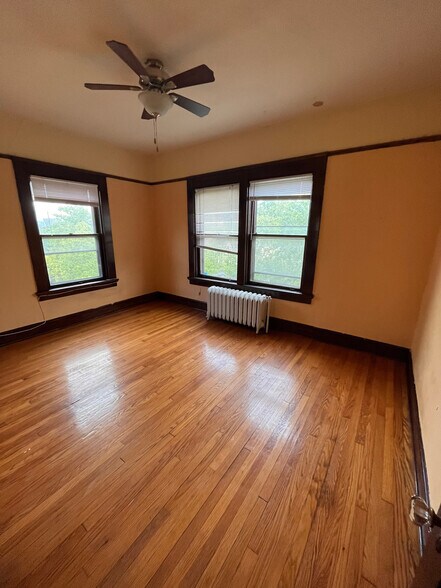 Building Photo - 111 E Gorham St