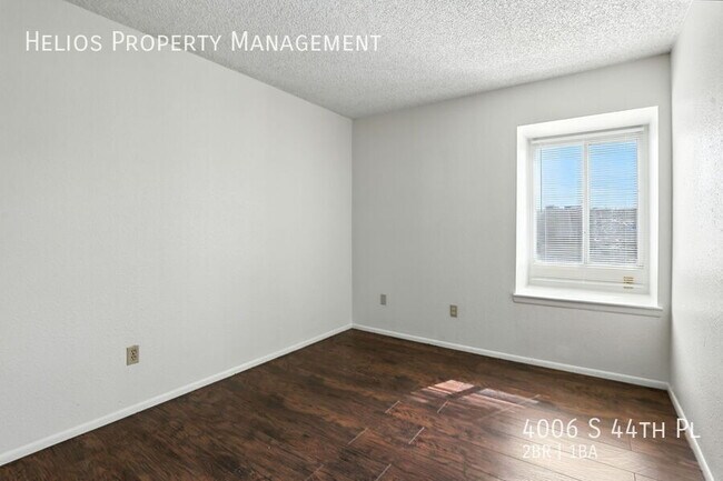 Building Photo - 4006 S 44th Pl