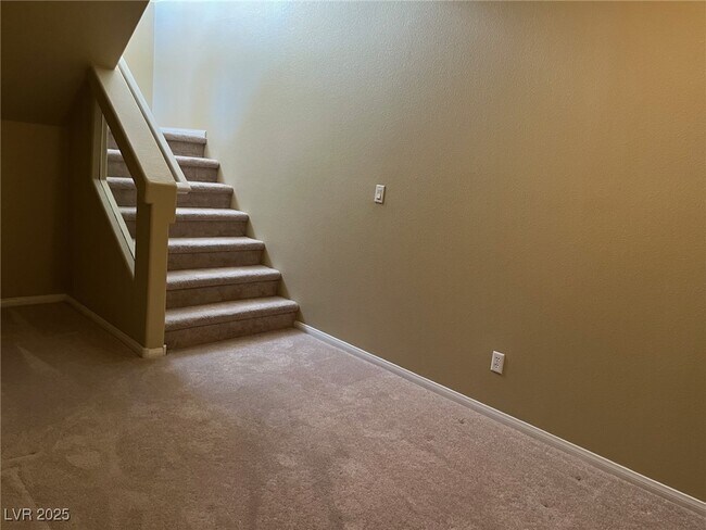 Building Photo - 8640 Castle Hill Ave