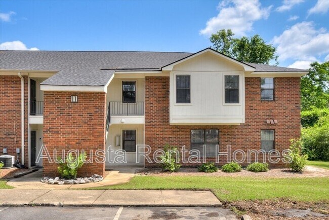 Interior Photo - Hunters Run Apartments