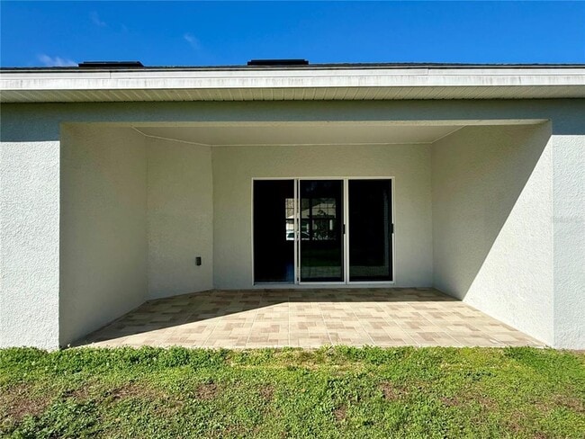 Building Photo - 49 Pilgrim Dr