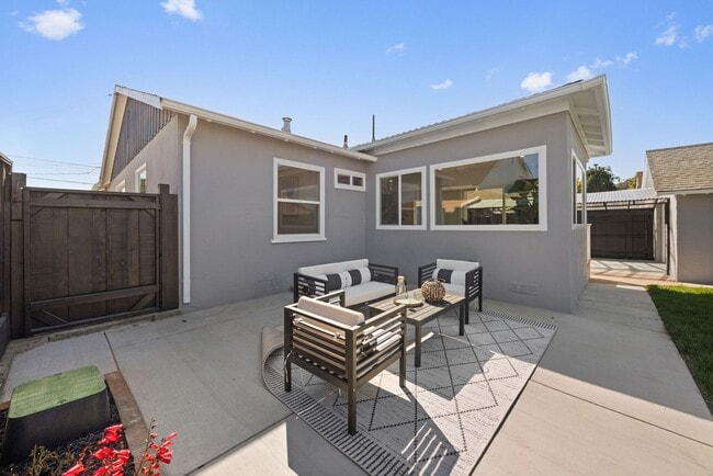 Building Photo - Fully Remodeled, Modern South San Francisc...
