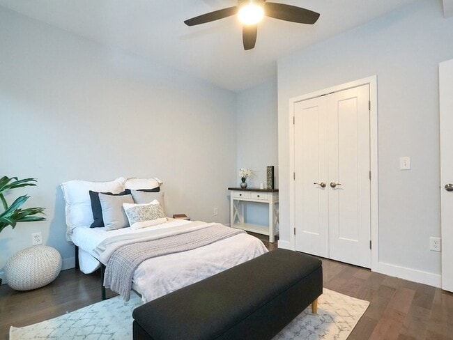 Building Photo - 186-188 Paris Street Unit 5