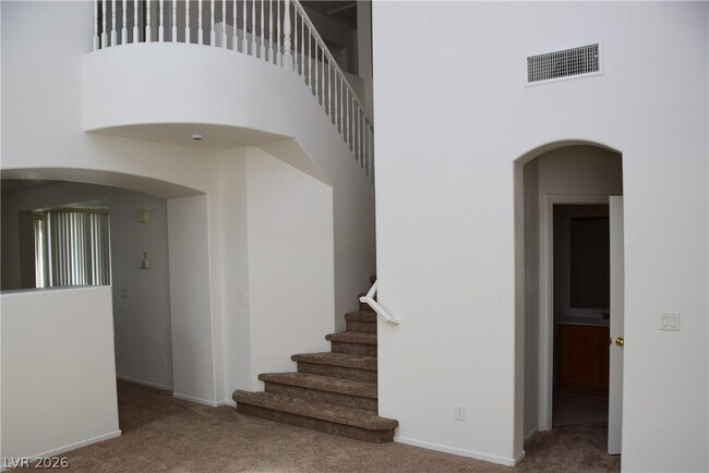 Building Photo - 9493 Grove Ridge Ave