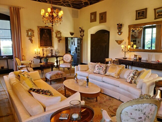 Building Photo - 80 Middle Rd