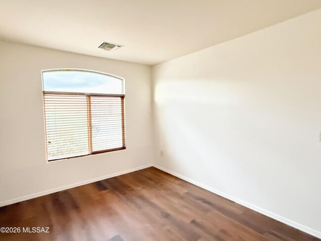 Building Photo - 4689 W Cepa Ln