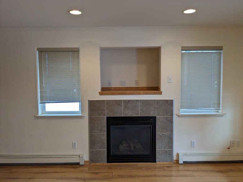 Building Photo - 540 Eyak Dr
