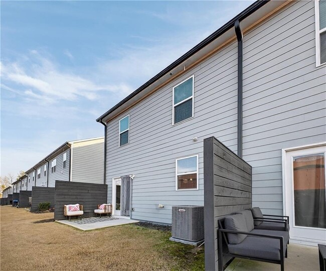 Building Photo - 1104 Elyse Ln