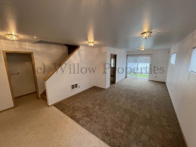 Primary Photo - 3 Bedroom Lakewood Duplex
