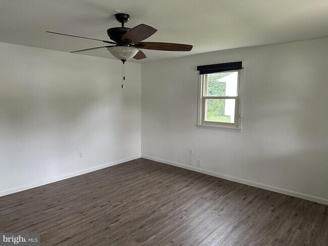 Building Photo - 1447 Knight Ave