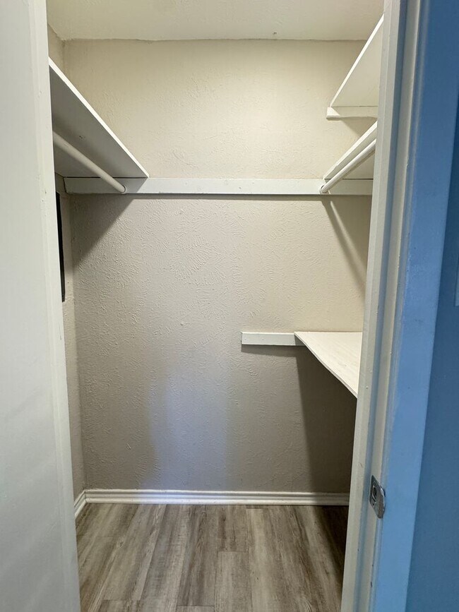 Building Photo - Cozy Living Near Rockwall Lake