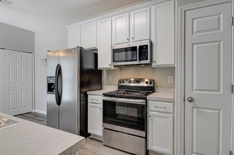 Building Photo - 5972 Hollow Wood Ct