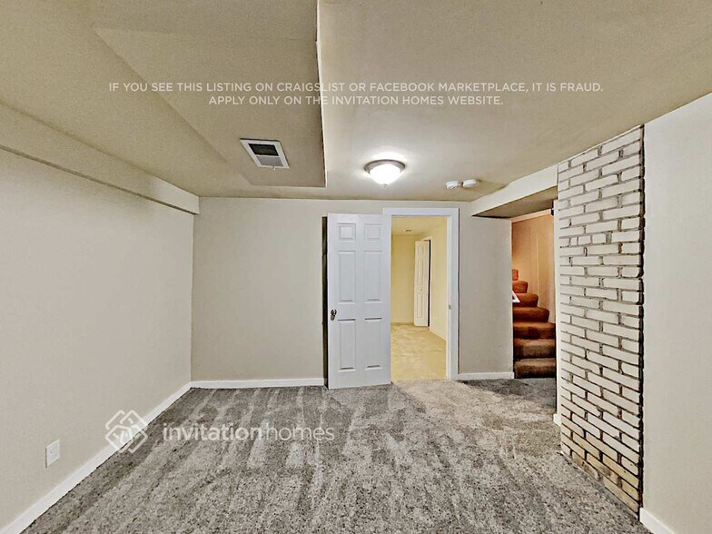 Building Photo - 5628 33rd Ave S