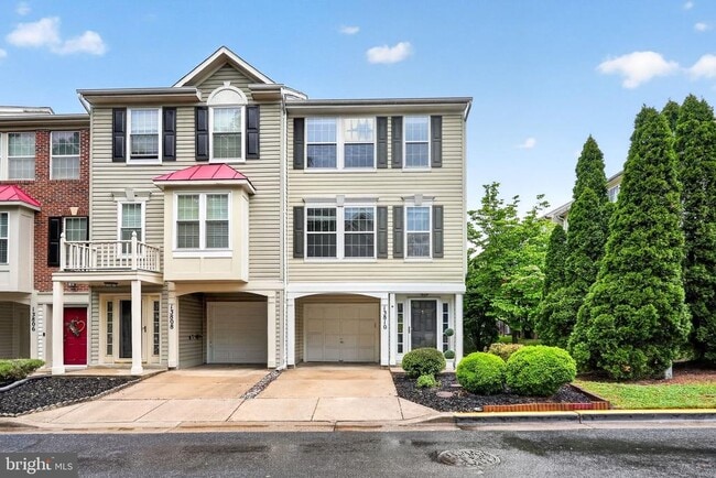 Building Photo - 13810 Fareham Ln