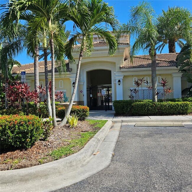Building Photo - 7905 Seminole Blvd