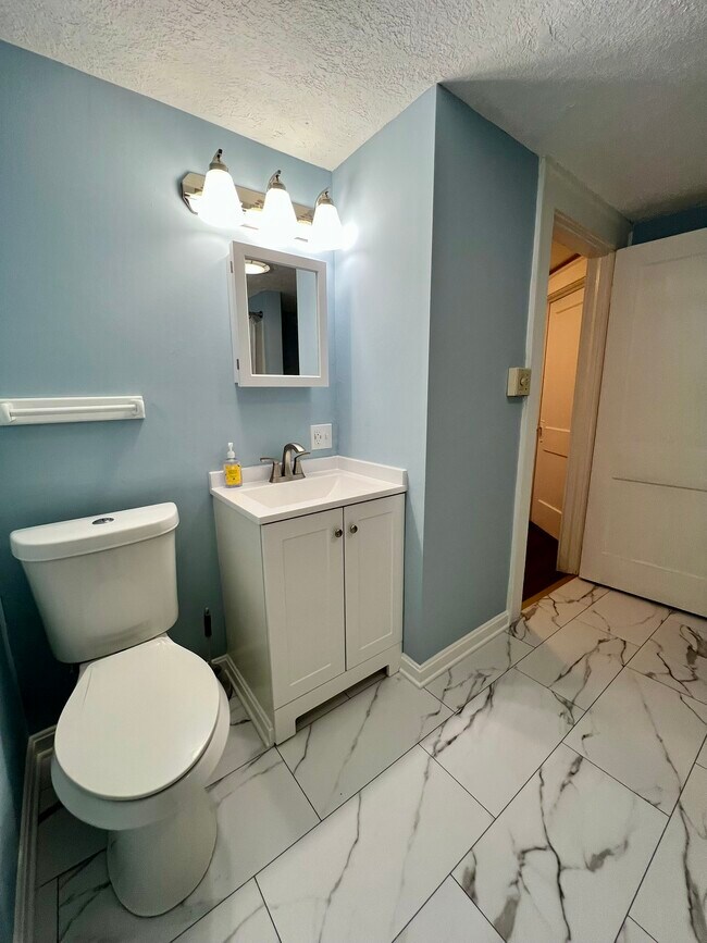 Building Photo - 1116 Murray Ave