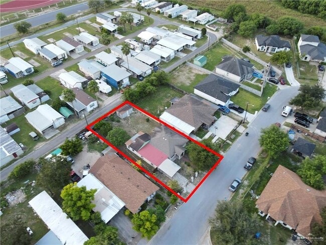 Building Photo - 1814 Mimosa St