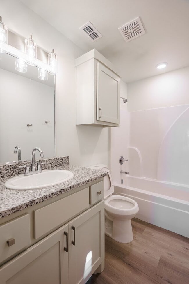 Building Photo - Brand New Home in Elm Meadows