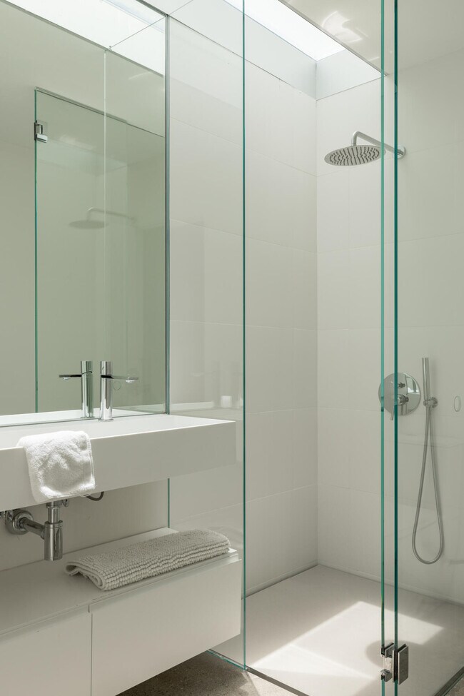 Building Photo - 483 Sandpiper St