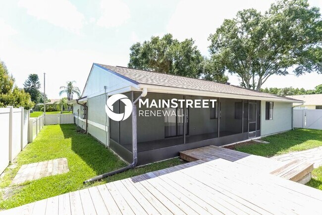 Building Photo - 3 Bedroom Pet-Friendly Home in New Port Richey, FL with Main Street Renewal